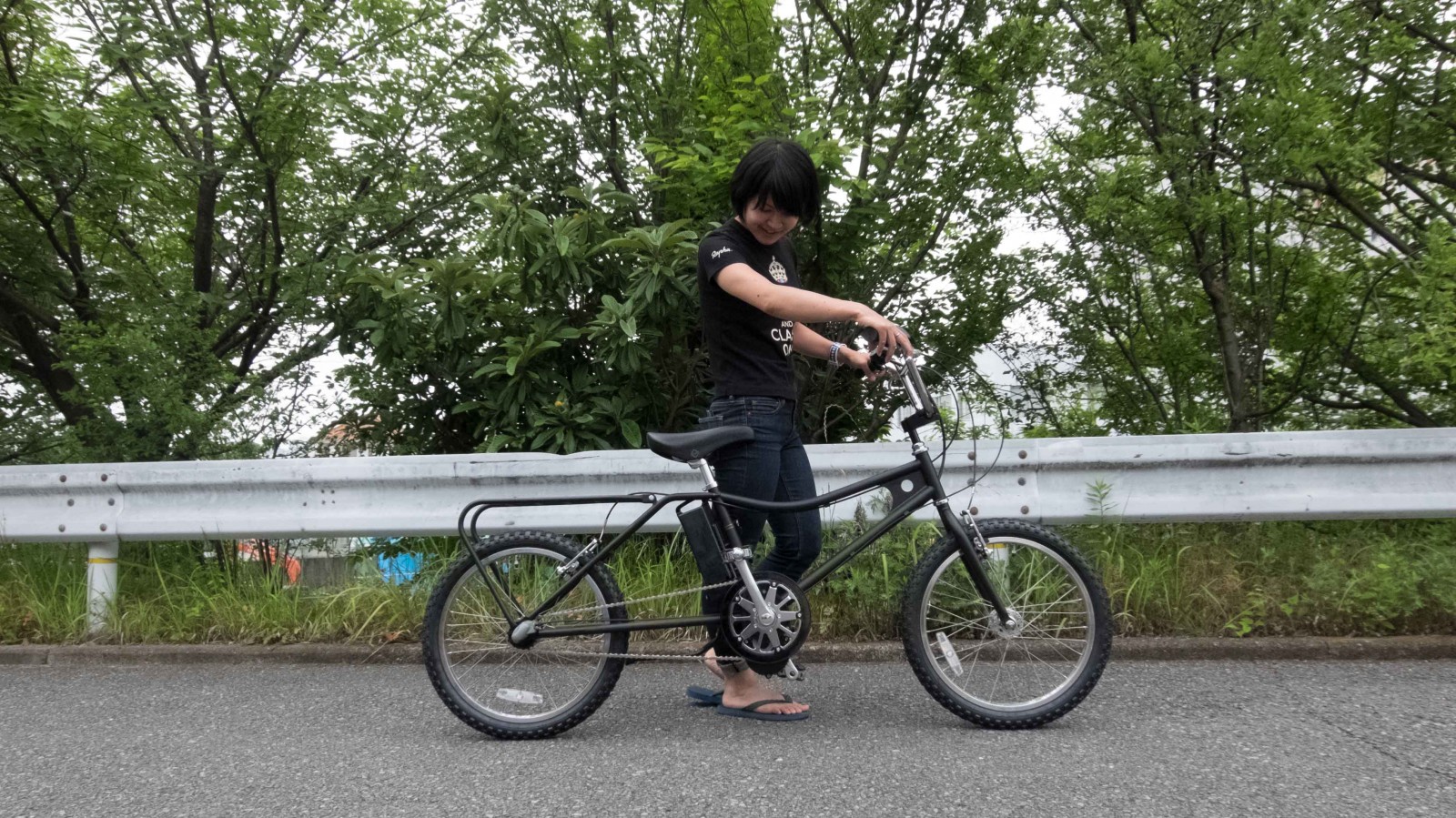 EアシストBMXに乗る